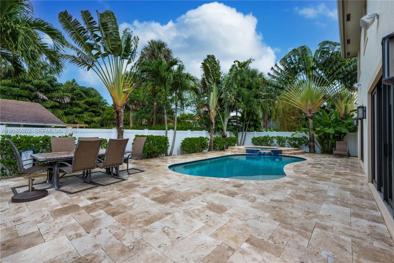 169 SE Wavecrest Way, Boca Raton, FL 33432 Photo