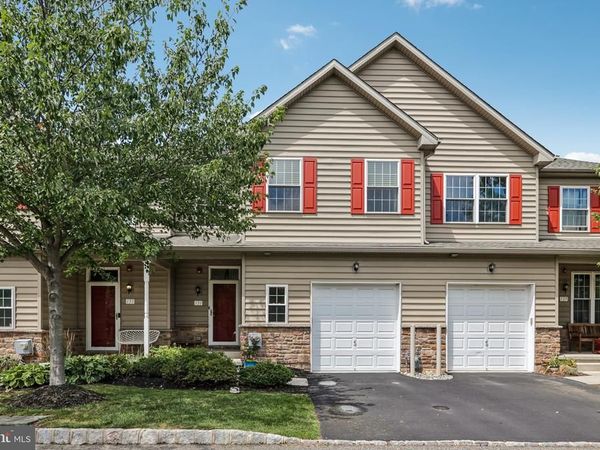 131 NICOLES WAY , MORRISVILLE, PA 19067