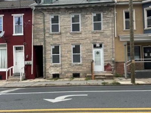 617 LEHMAN STREET , LEBANON, PA 17046