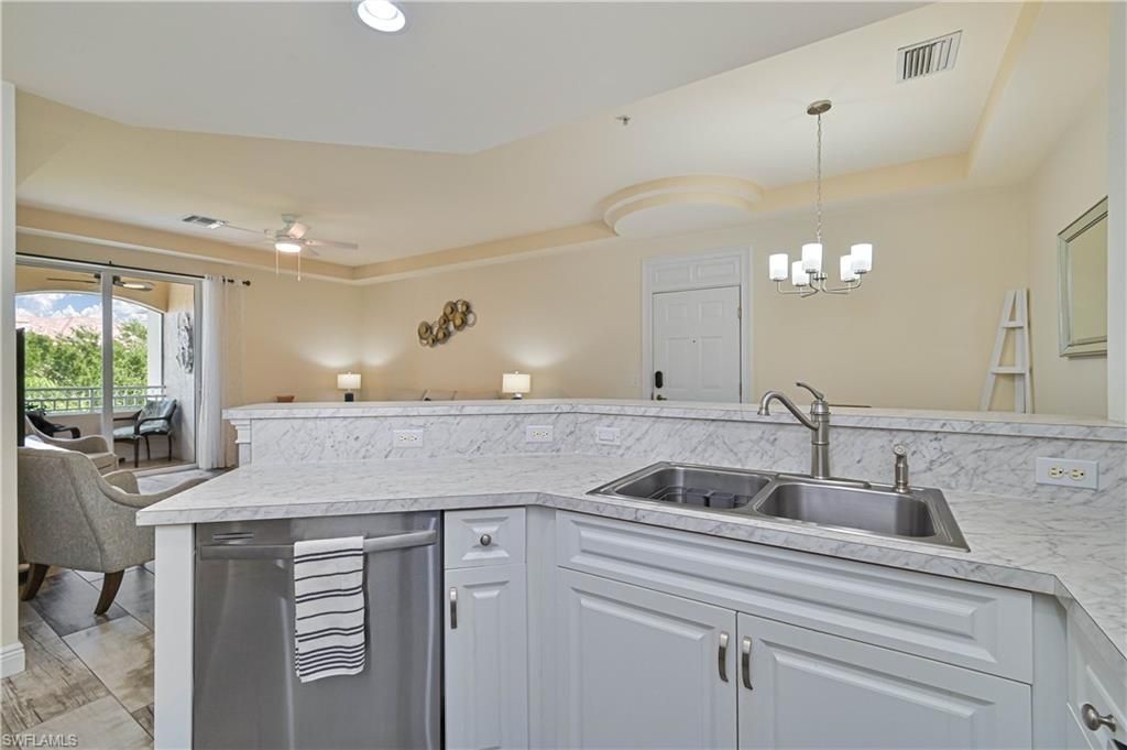3964 Pomodoro Cir, Unit 304, Cape Coral, FL 33909 Photo