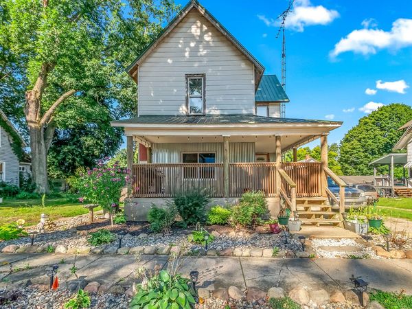 114 S Hayward Street, Montgomery, MI 49255