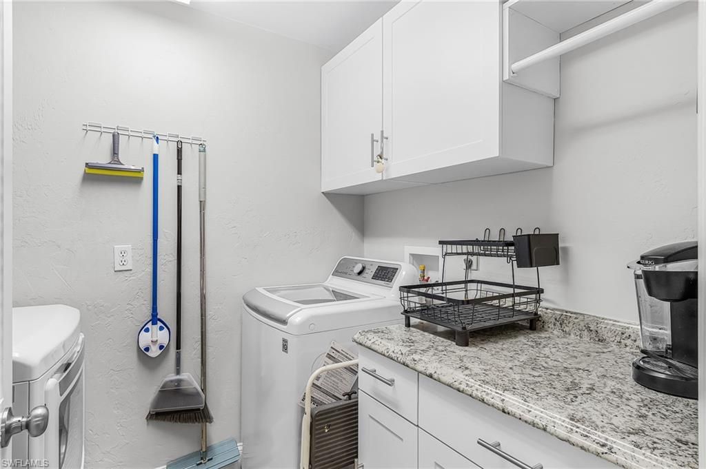 4390 Foremast Ct, Unit 2D, Fort Myers, FL 33919 Photo