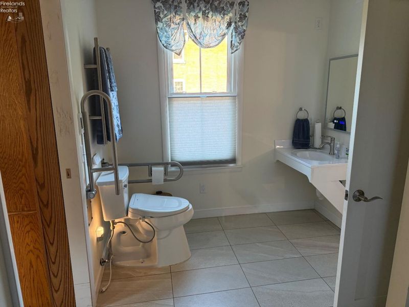 242 East Main Street, Norwalk, OH 44857 Photo 13