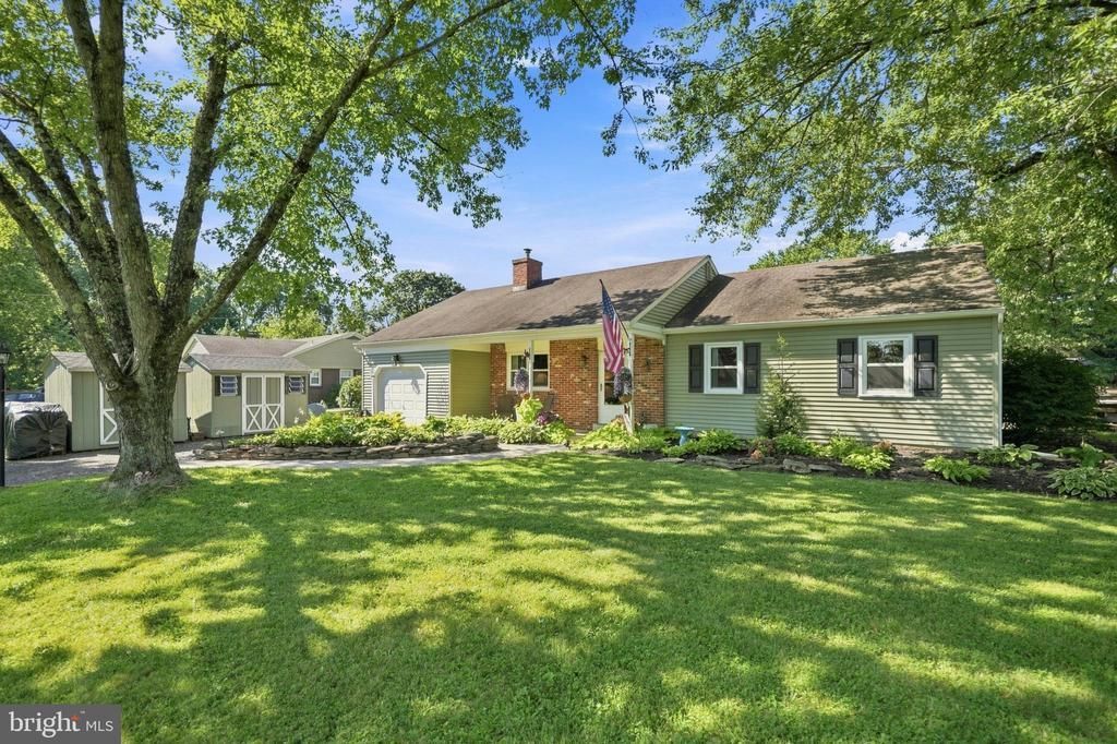 57 DURHAM ROAD, OTTSVILLE, PA 18942