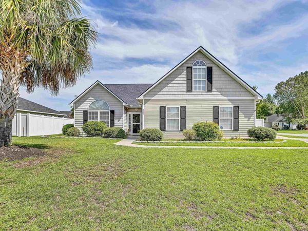 512 Hyacinth Dr., Longs, SC 29568