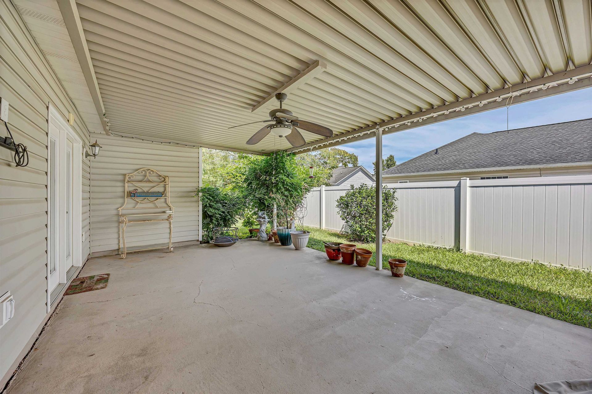 512 Hyacinth Dr. Photo 22