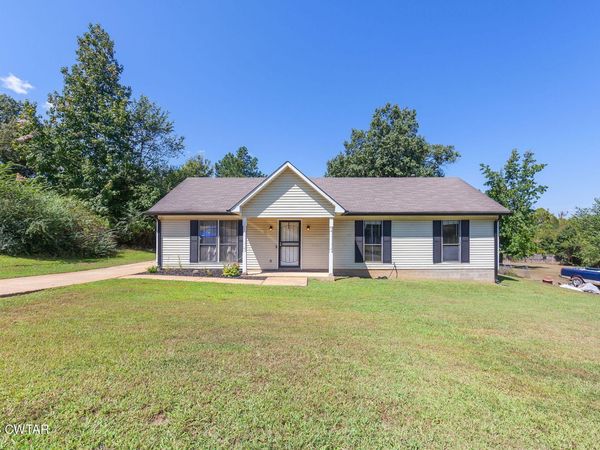 120 Hillcrest Cove , Bolivar, TN 38008