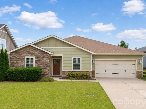 5262 Looking Glass Trail , Denver, NC 28037