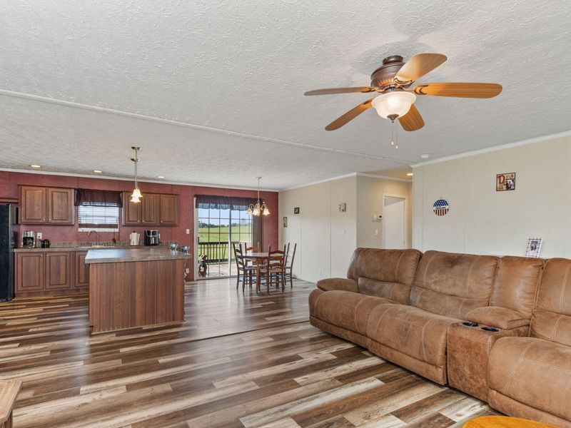 4242 Pleasant Ridge Road, Maysville, KY 41056 Photo 6