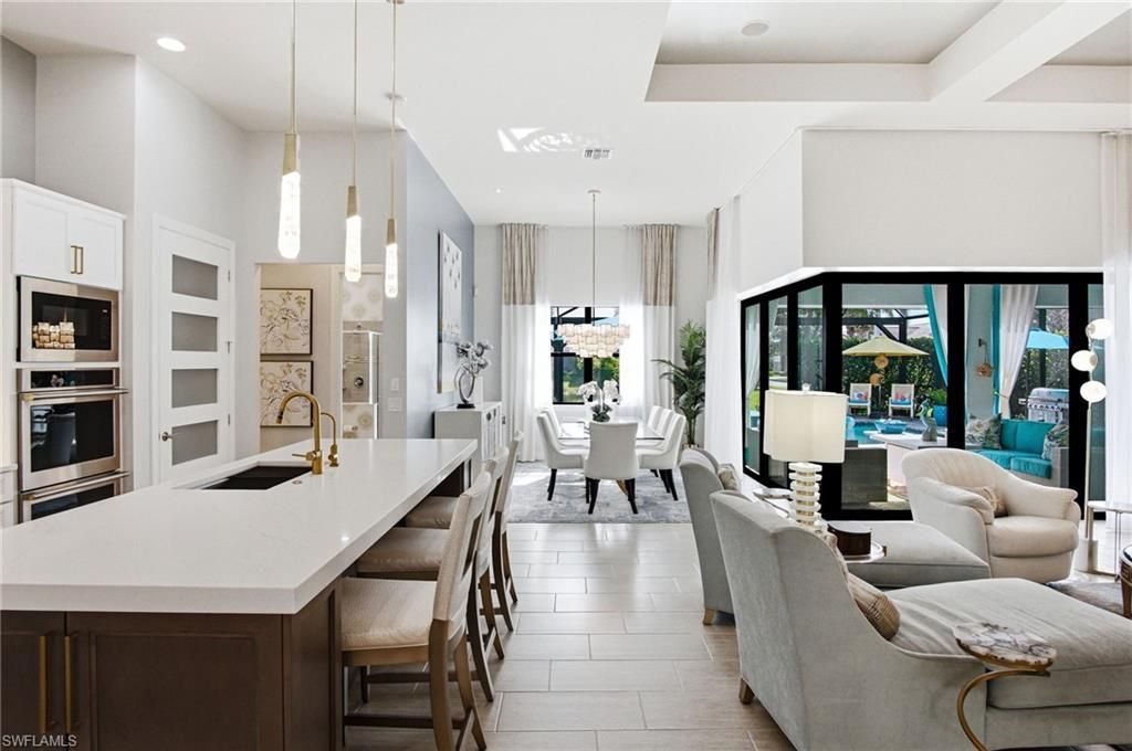 16284 Camden Lakes Cir, Naples, FL 34110 Photo