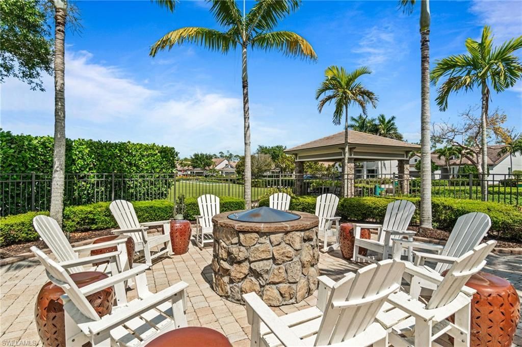 16284 Camden Lakes Cir, Naples, FL 34110 Photo