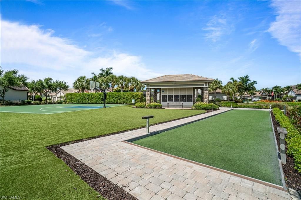 16284 Camden Lakes Cir, Naples, FL 34110 Photo