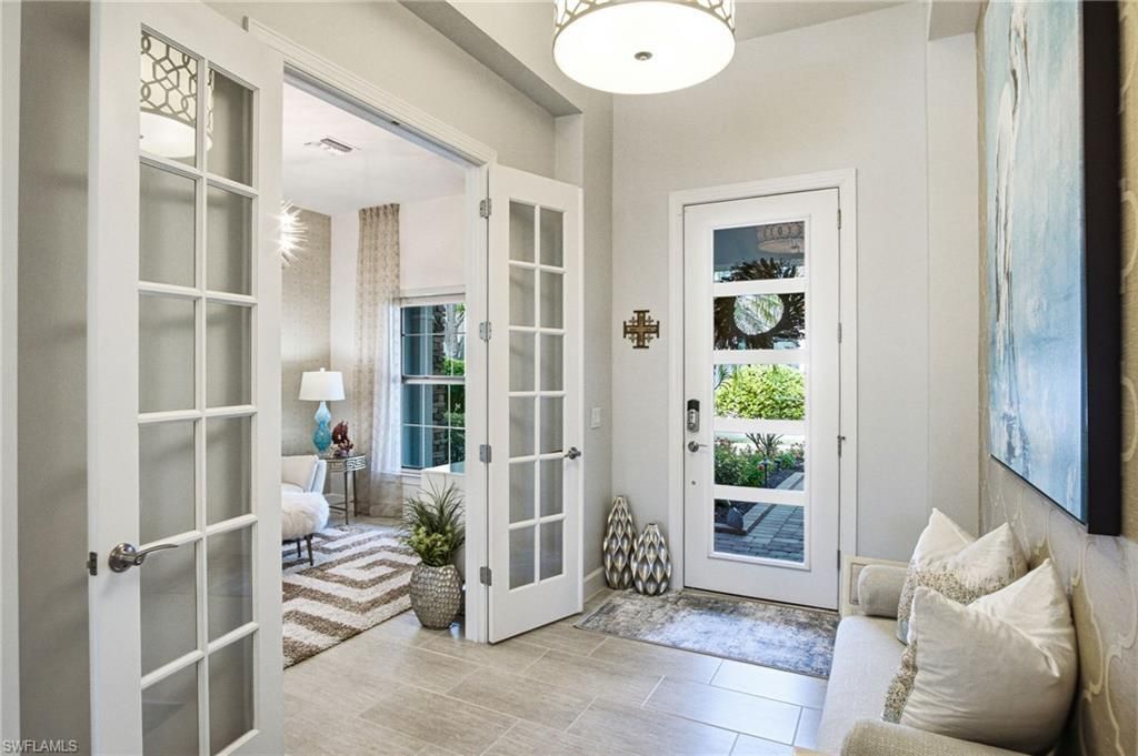 16284 Camden Lakes Cir, Naples, FL 34110 Photo