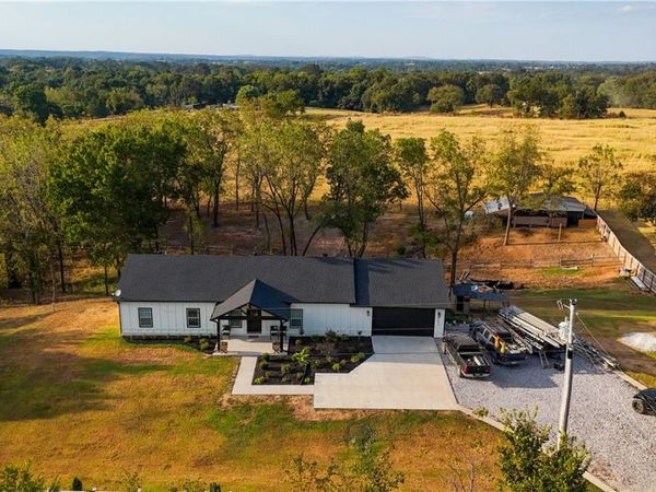 21534 Keaton Road , Springdale, AR 72764