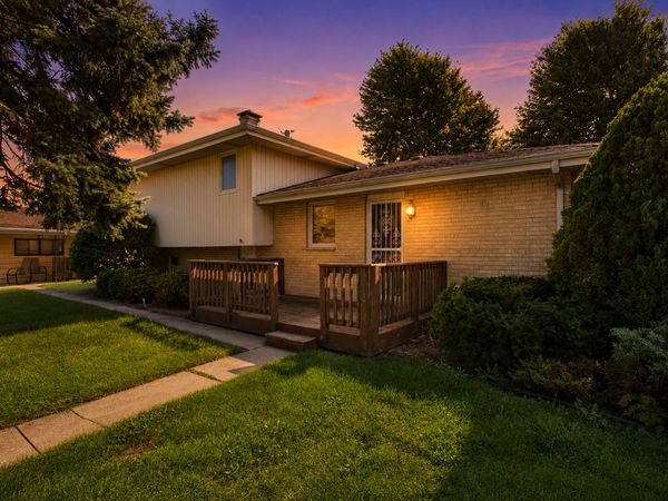 4158 W Prairie Drive , Alsip, IL 60803