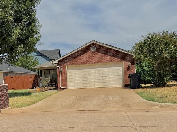 2545 Lynn Lane, Oklahoma City, OK 73120