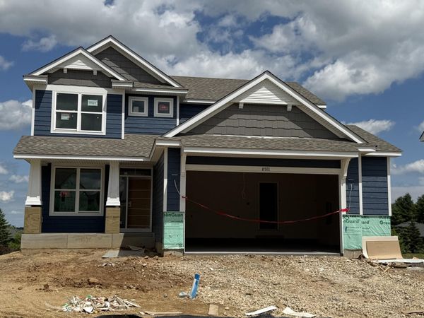 8921 Periwinkle Boulevard , Woodbury, MN 55129