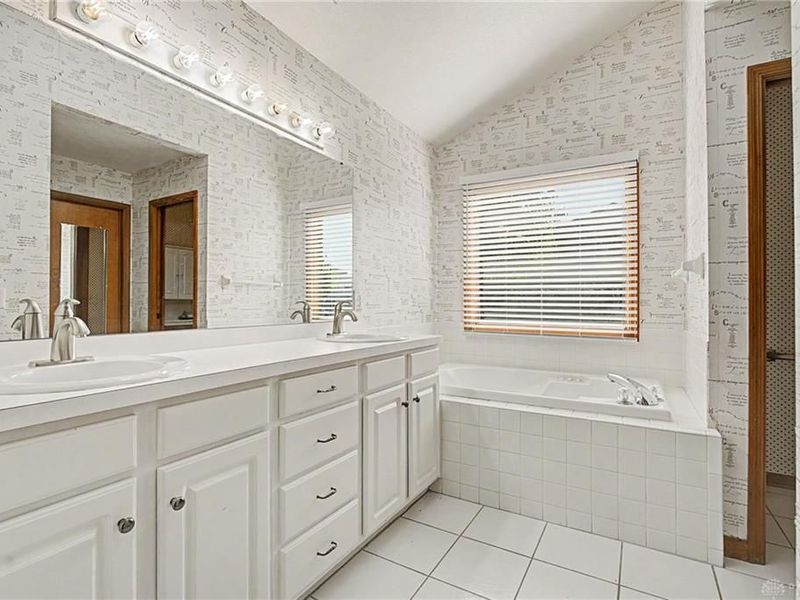 9446 Country Path Trail, Miamisburg, OH 45342 Photo 21