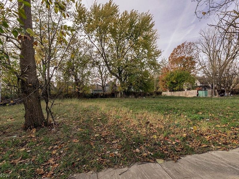 1246 E 102nd Street , Cleveland, OH 44108 Photo 1