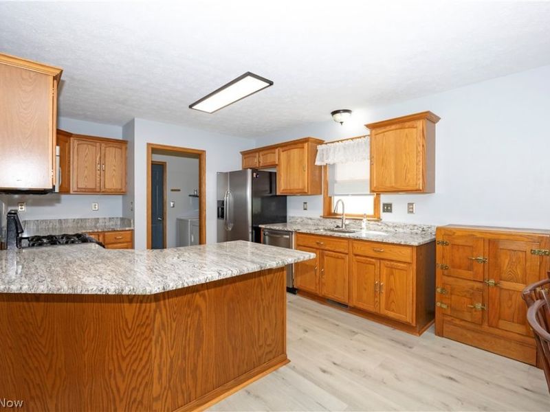1570 Ashton Way , Wooster, OH 44691 Photo 3