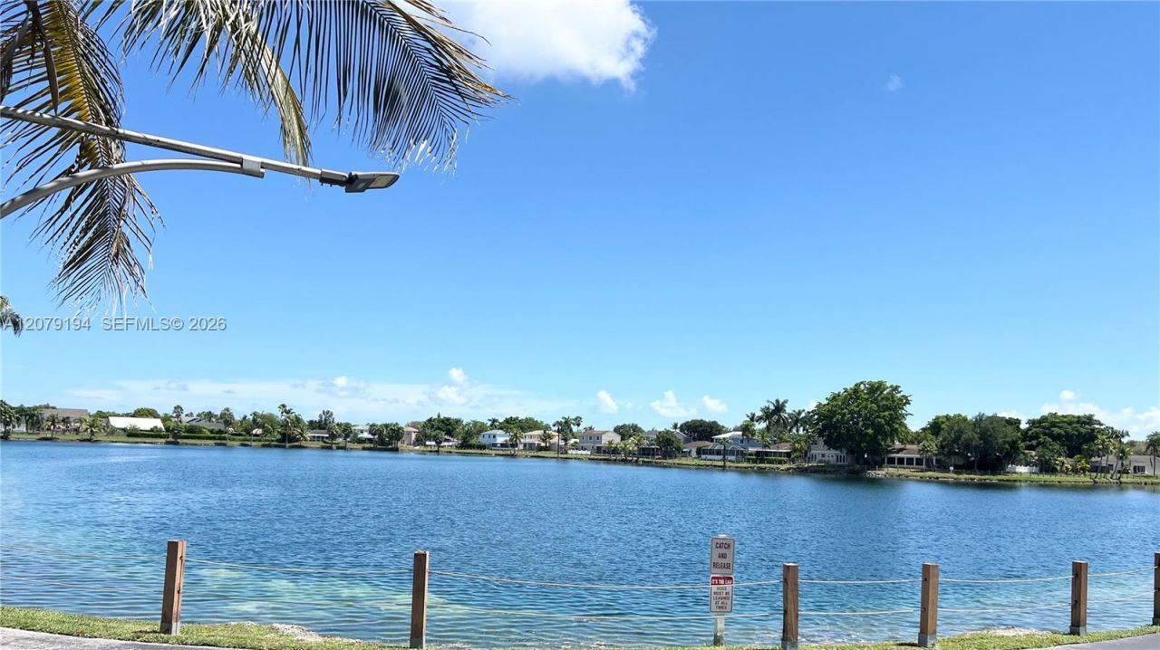 21780 SW 99th Pl, Cutler Bay, FL 33190 Photo
