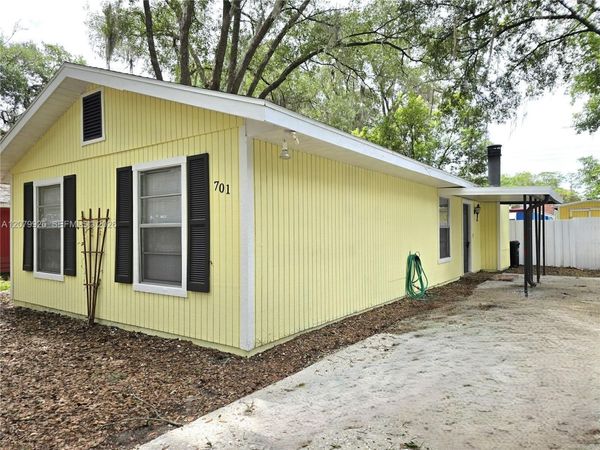 701 NW 24th Avenue , Gainesville, FL 32609