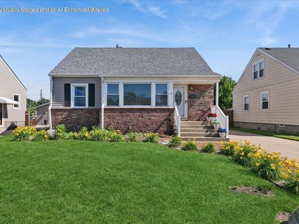 3911 Jewett Avenue , Highland, IN 46322