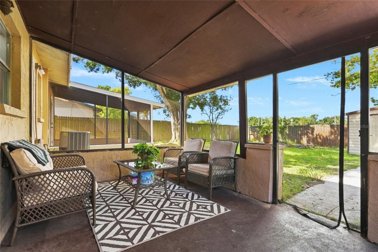 304 64th Street Ne, Bradenton, FL 34208 Photo