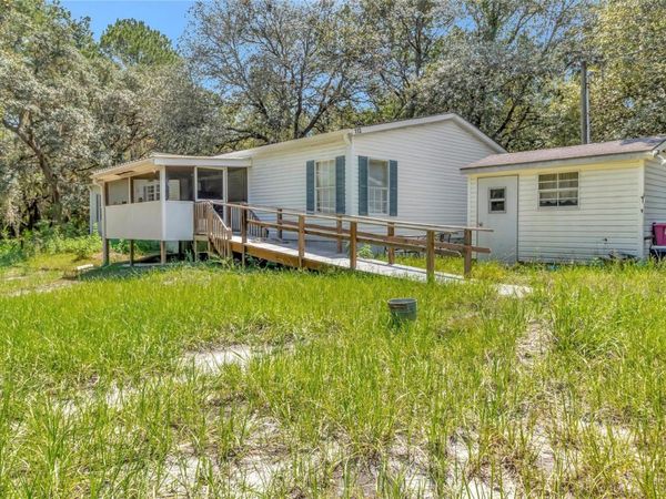 110 HOLLISTER SCHOOL ROAD , PALATKA, FL 32177