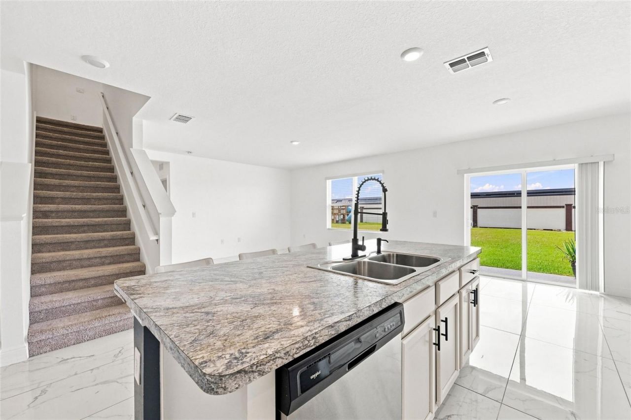 583 Auburn Grove Terrace, Auburndale, FL 33823 Photo