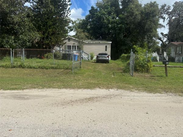 216 W EMPIRE DRIVE , BRANDON, FL 33510