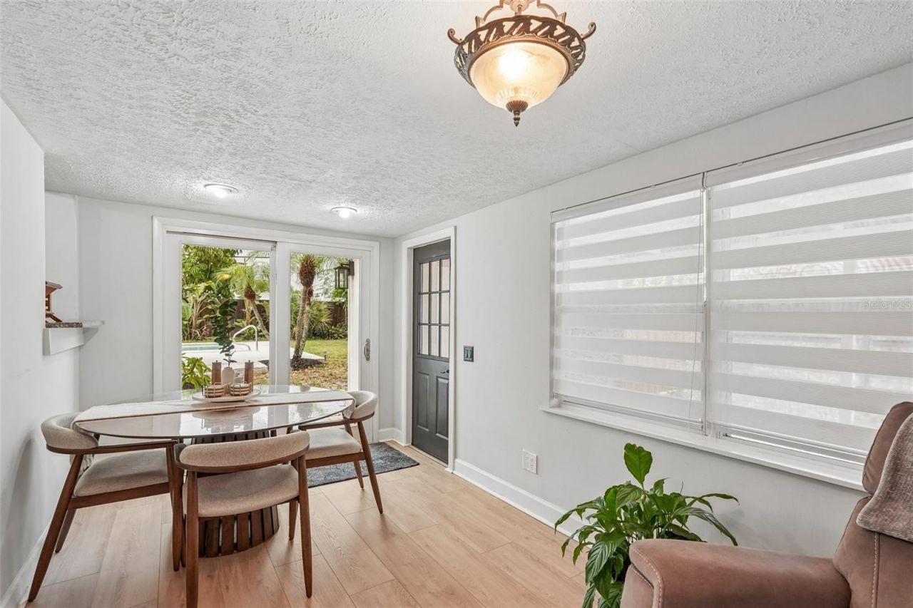 2406 Florida Boulevard , Bradenton, FL 34207 Photo