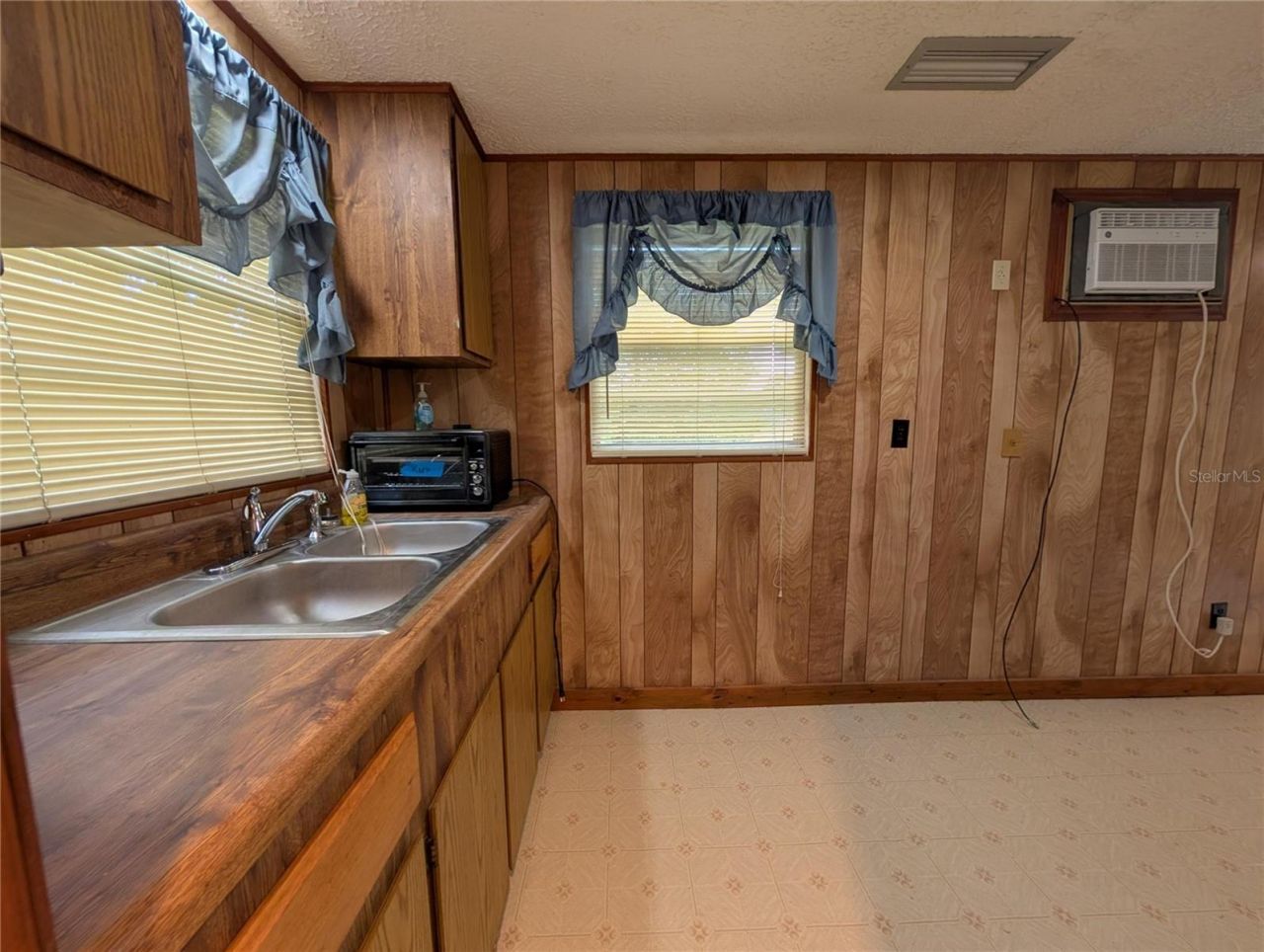 10544 SE 151st Street , Summerfield, FL 34491 Photo