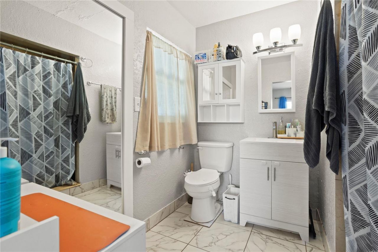 6809 Willoughby Lane , Belle Isle, FL 32812 Photo