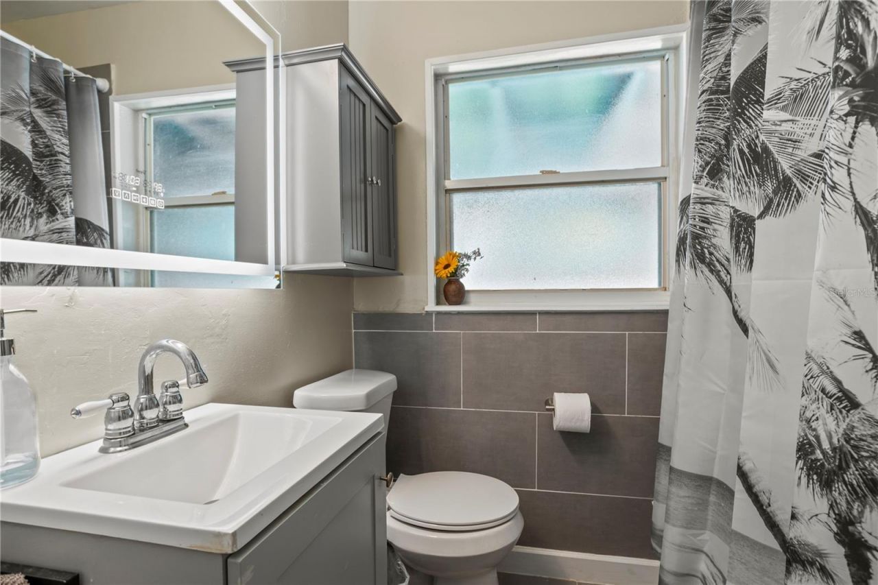 6809 Willoughby Lane , Belle Isle, FL 32812 Photo