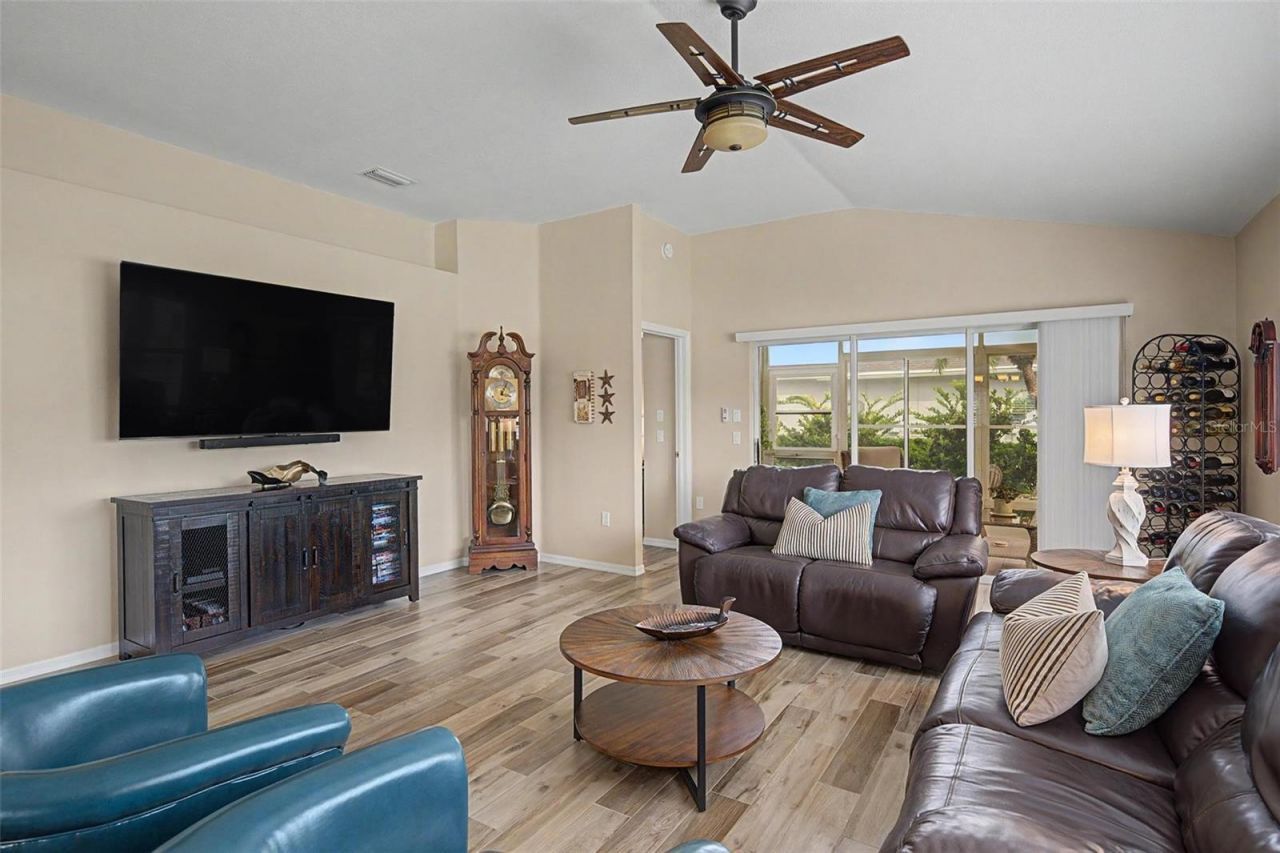 1004 Sweet Jasmine Drive, Trinity, FL 34655 Photo