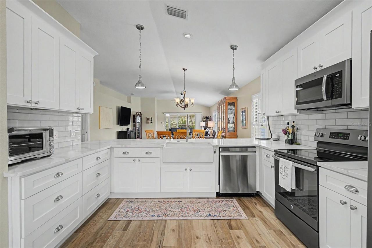 1004 Sweet Jasmine Drive, Trinity, FL 34655 Photo