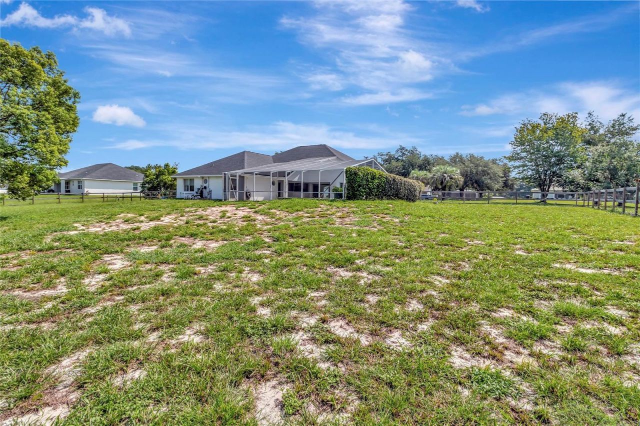 6856 NE 61st Avenue Road , Silver Springs, FL 34488 Photo