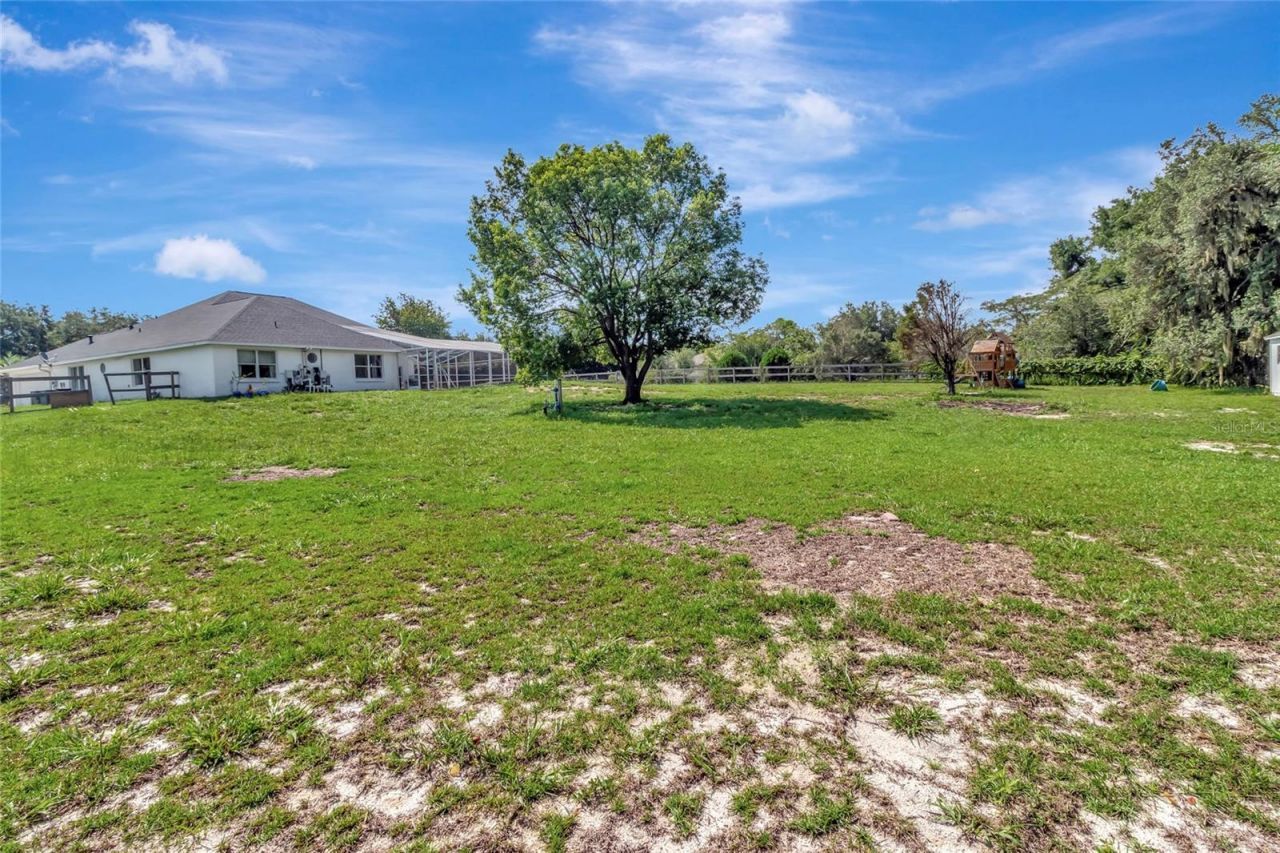 6856 NE 61st Avenue Road , Silver Springs, FL 34488 Photo