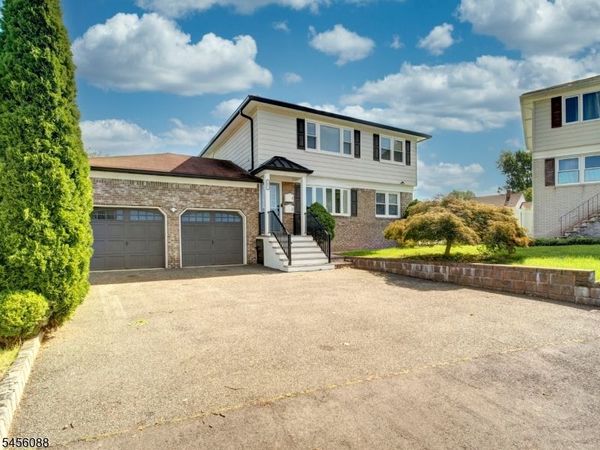 1091 Alfieri Ct, Union, NJ 07083