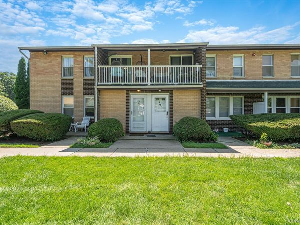 78 Artist Lake Drive , Middle Island, NY 11953