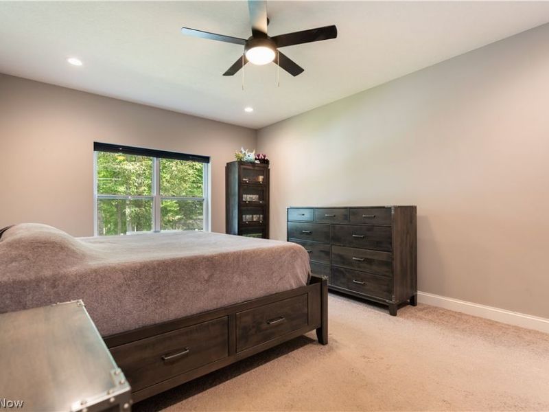 5585 Shadow Ridge Circle NW, North Canton, OH 44720 Photo 15
