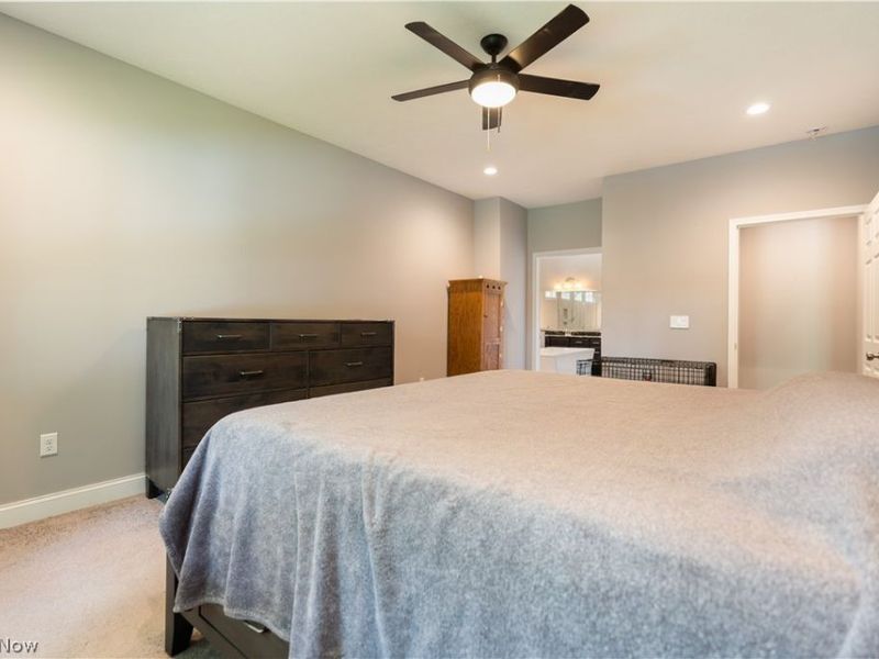 5585 Shadow Ridge Circle NW, North Canton, OH 44720 Photo 16