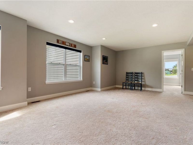 5585 Shadow Ridge Circle NW, North Canton, OH 44720 Photo 22