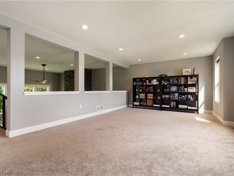 5585 Shadow Ridge Circle NW, North Canton, OH 44720 Photo 23