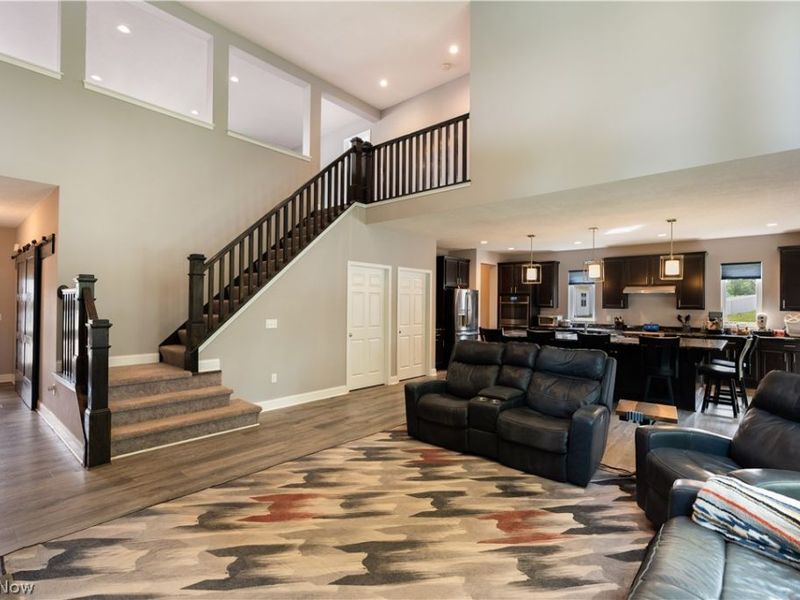 5585 Shadow Ridge Circle NW, North Canton, OH 44720 Photo 6