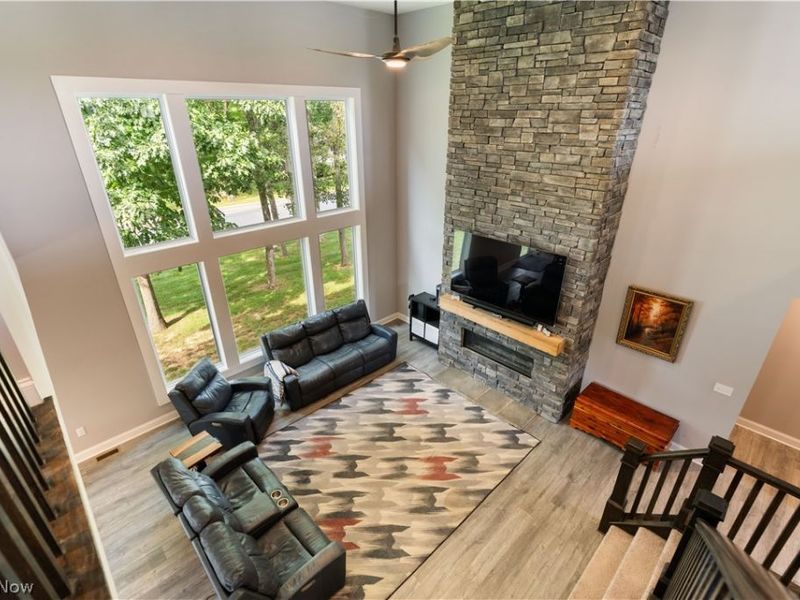 5585 Shadow Ridge Circle NW, North Canton, OH 44720 Photo 8