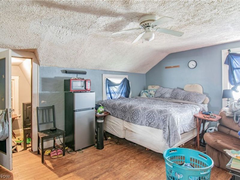 800 Halter Court NW, Canton, OH 44708 Photo 9