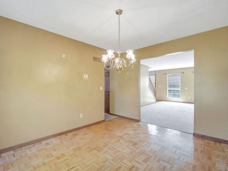 5526 Deervalley Court, Cincinnati, OH 45247 Photo 11