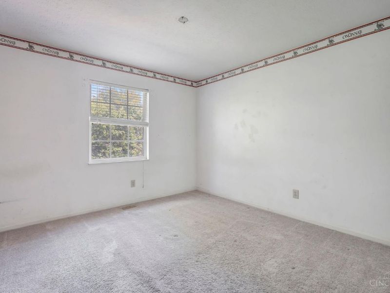 5526 Deervalley Court, Cincinnati, OH 45247 Photo 32